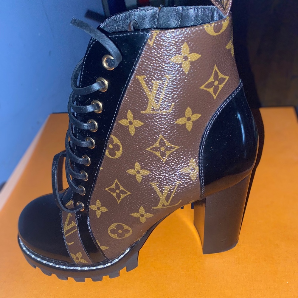 Louis Vuitton bootie